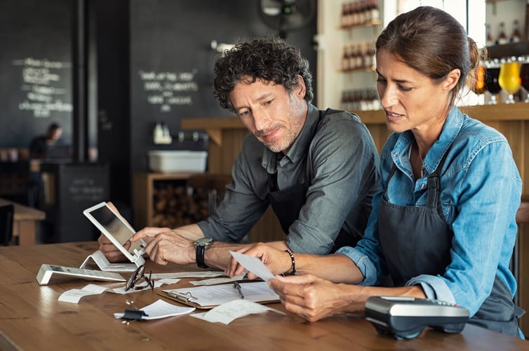 small cafe investors